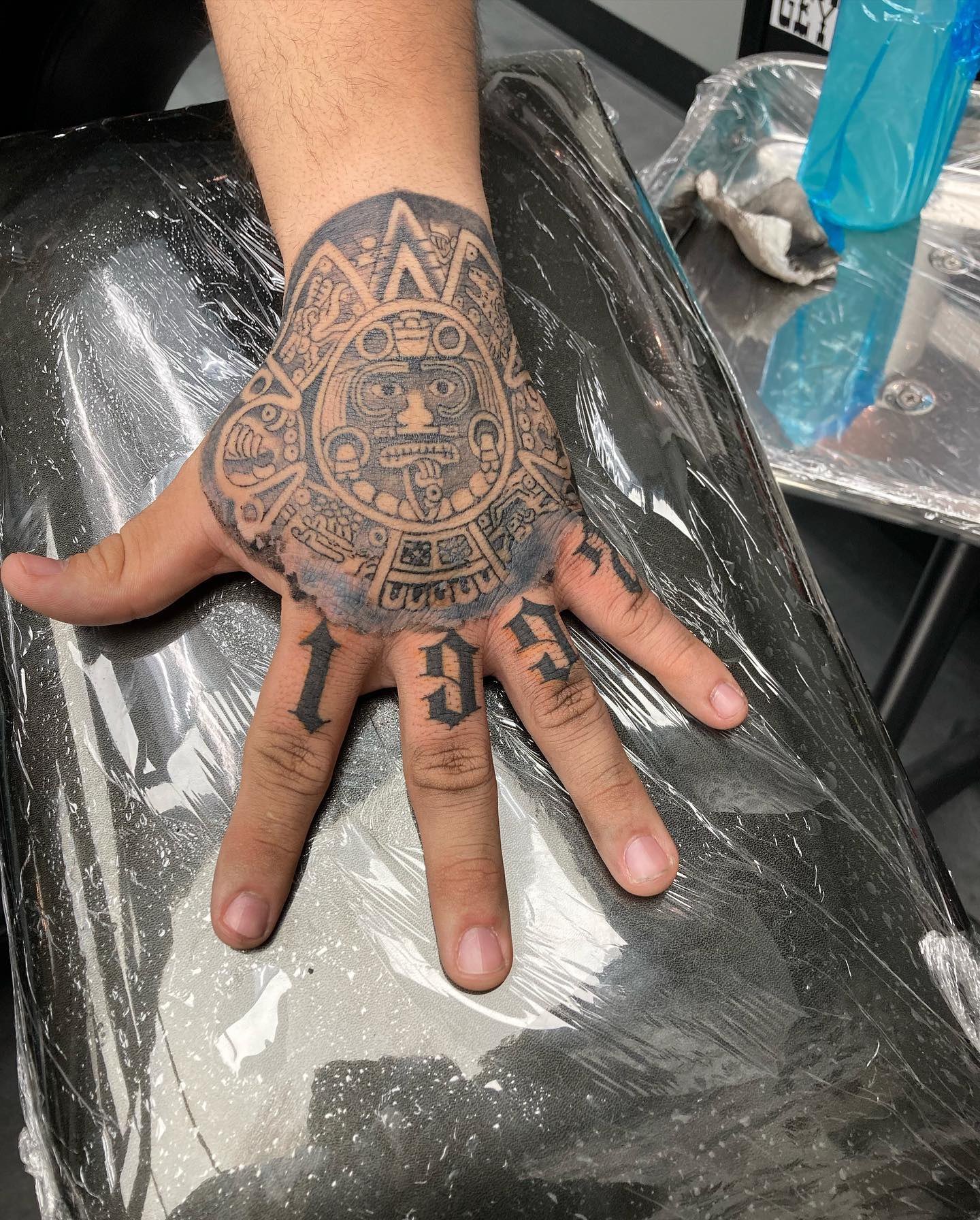 Tatuajes numeros gotico