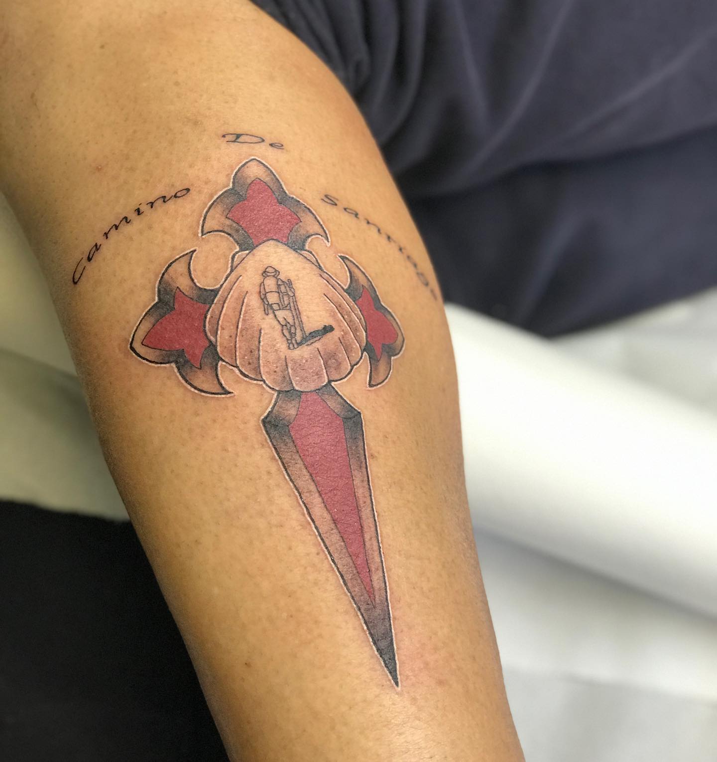 Tatuaje cruz de Santiago